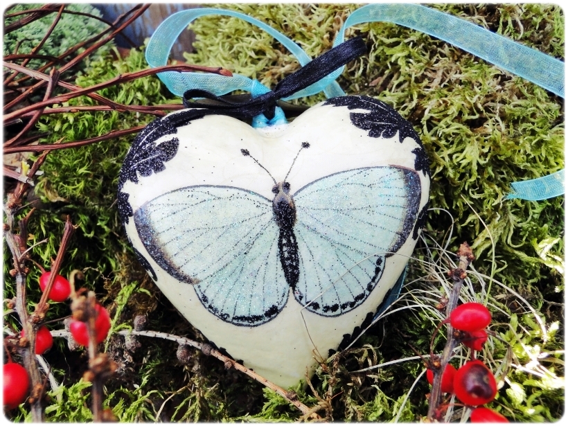 bombka-serduszko-blue-butterfly-1