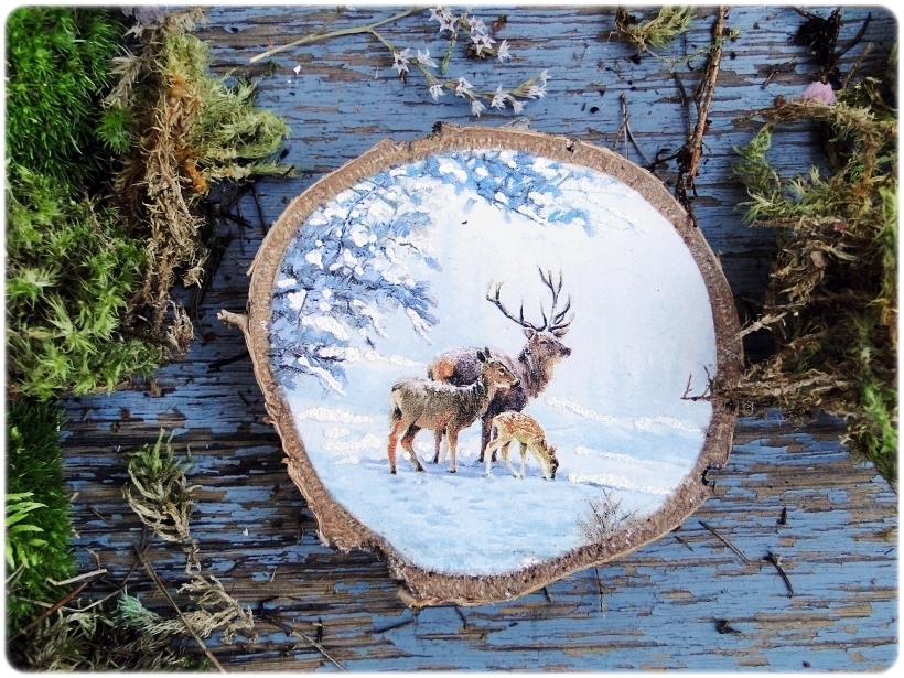 Dekoracja świąteczna na drewnie brzozowym Las w śniegu 1