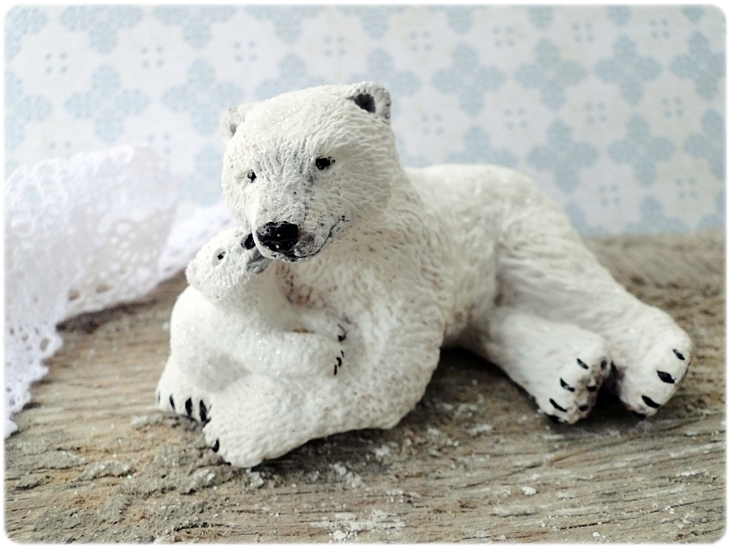 Figurka gipsowa Niedźwiedź polarny 1